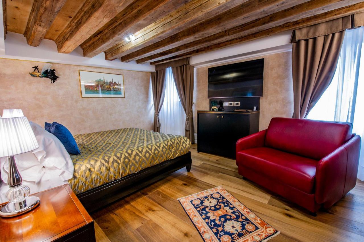 Ego' Residence Венеция Екстериор снимка